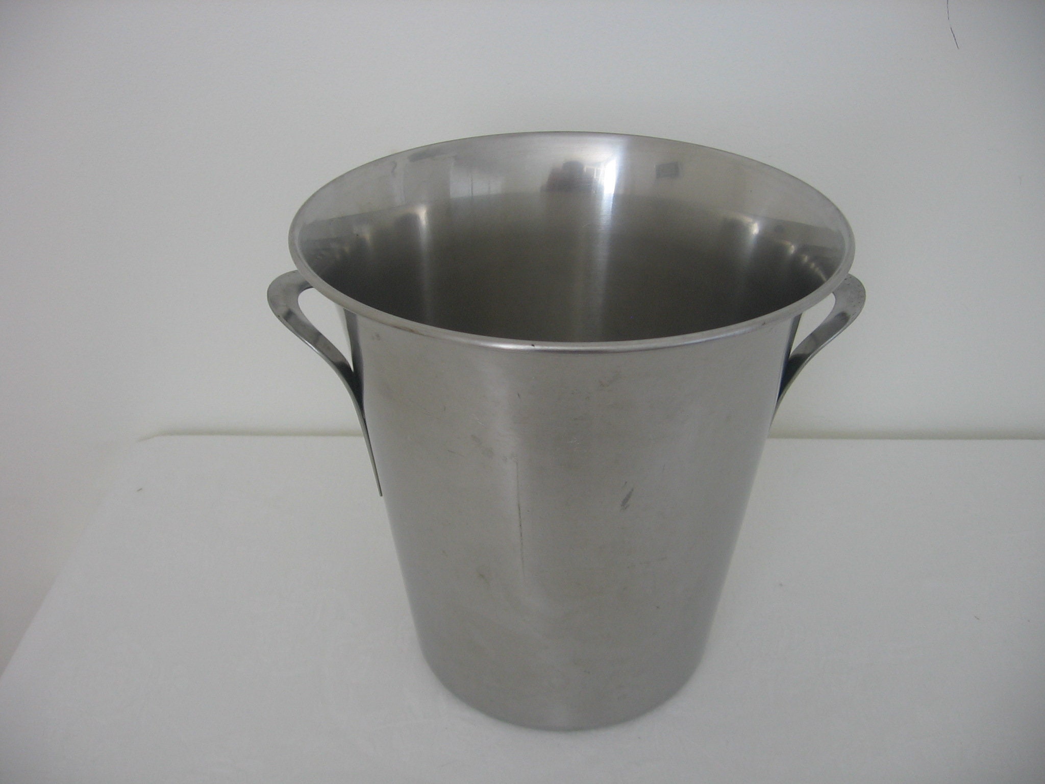 Art Nouveau Style Stainless Steel/Inox Champagne Bucket Wine Ice Seau à Glace de Guy Degrenne
