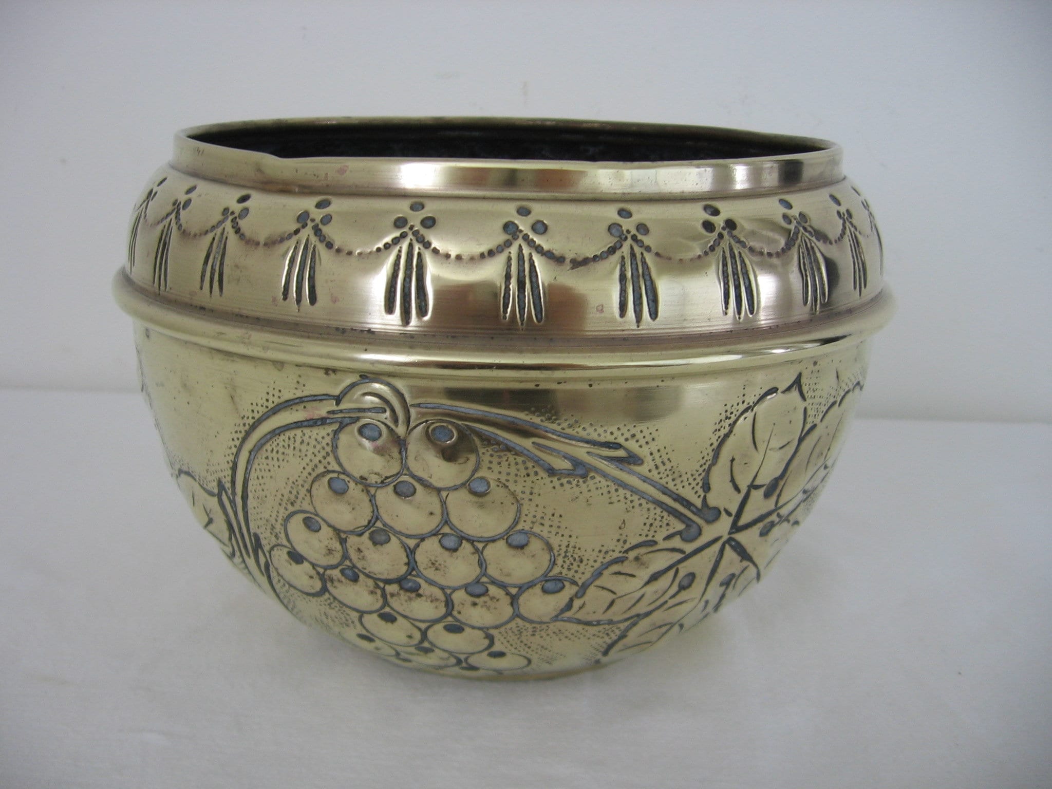 Pretty Vintage Medium Français Brass Planter/Plant Pot Jardinier 1920S 1930S