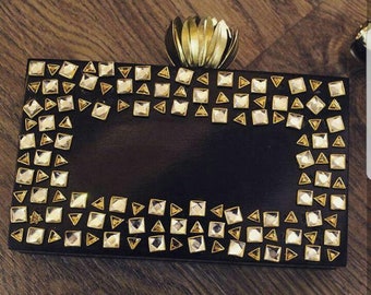 handmade clutches|clutch|sling clutch|party wear clutch|embroidered clutch|hand embroidered clutch|beaded clutch