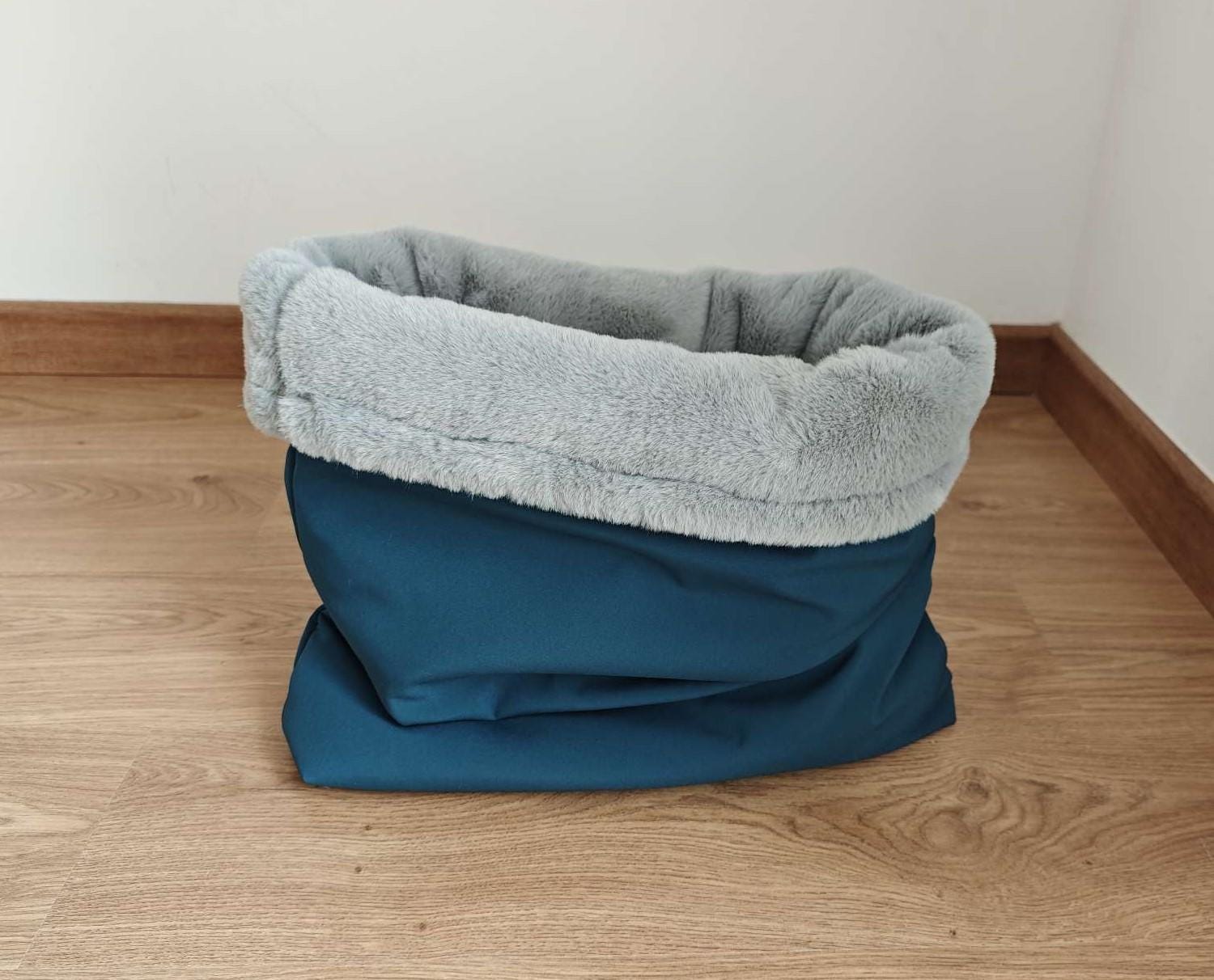 Waterproof! Dog or cat cave, sleeping bag, cuddle bag, sleeping bag, dog basket, dog bed, dog cave, cat basket, cat bed, cat cave!
