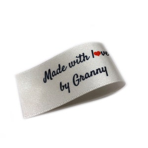 Made with Love by Granny Labels - Fold 25x50 -  16 Pack - Sew On