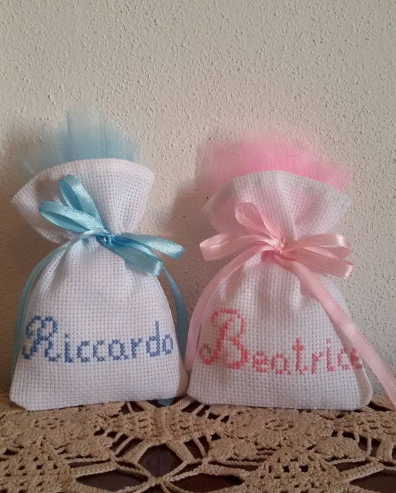 Sacchetti Per Confetti Ricamati A Punto Croce Tela Aida Bianca Etsy