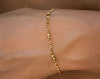 Minimalist Womens Bracelet Silver or Gold • Adjustable Cuban Link Chain Bracelet - Fine Stainless Steel Bracelet - Minimal Womens Jewelry