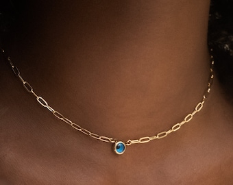 Collier minimaliste avec pendentif en pierres précieuses • Chaîne ras du cou en acier inoxydable avec pierres précieuses • Chaîne en or en filigrane • Cadeau pour elle avec boîte