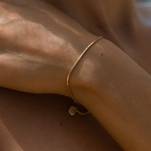 Bracciale minimalista in argento o oro Bracciale a maglie regolabili per donna Bracciale in acciaio inossidabile filigranato per donna Regalo per lei immagine 1