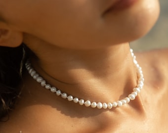 Collier de perles d’eau douce blanc • collier de perles d’eau douce • collier minimaliste • collier de perles femme • collier de perles femme • collier femme • cadeau pour vous