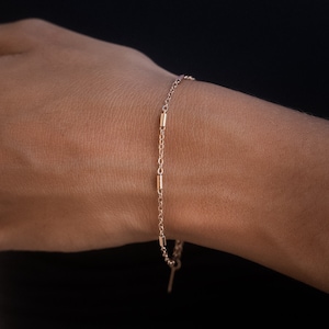 Minimalistisches Armband • Silber Gold Rosé • Gliederarmband Verstellbar für Damen • Filigrane Edelstahl Armkette Frauen • Geschenk für Sie