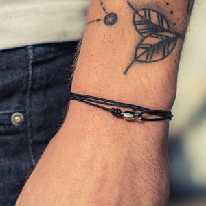 Carabiner Wrap Bracelet Unisex  - Handmade Surfer Beach Bracelet - Adjustable & 100% Waterproof  - String Rope Bracelet - Gift for Men Her