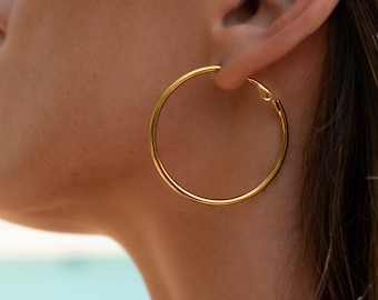 Gold Creoles in different Sizes • Dainty Earrings • Gold Hoops • Minimalist Jewelry • Gift for Her • Women's Jewelry