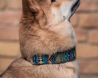 Boho Dog Collar Wide - Collar colorido para perros hecho de nylon tejido - en 4 longitudes diferentes - Para perros pequeños y grandes - Azul