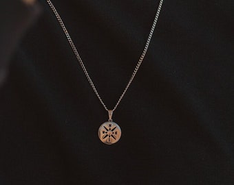 Stainless Steel Mens Necklace with Compass Pendant - High Quality Silver Necklace Men - Birthday Present for Him