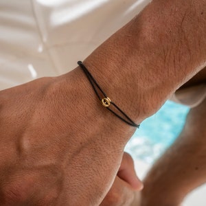 Herren Armband mit Edelstahl Verbinder Armband Damen Verstellbar & Wasserfest Segeltau Armband Surfer Armband Geschenk für Männer Schwarz