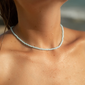 Collier de perles d'eau douce blanc Collier de perles d'eau douce Collier minimaliste Tour de cou en perles pour femmes Collier pour femmes Cadeau pour elle image 8