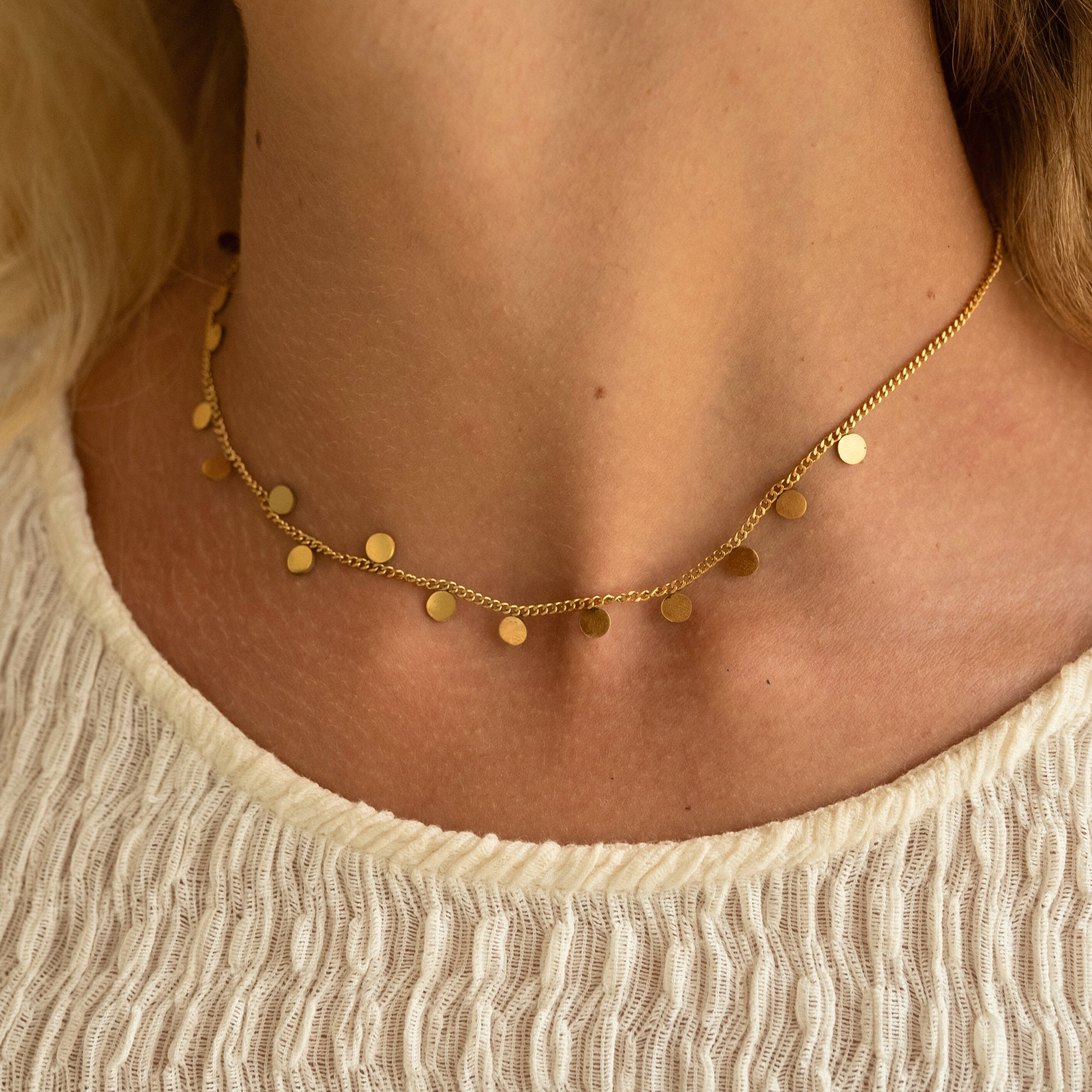 Necklace with round plates • Stainless steel chain gold • Plate chain women • Filigree jewelry • Minimalist necklace