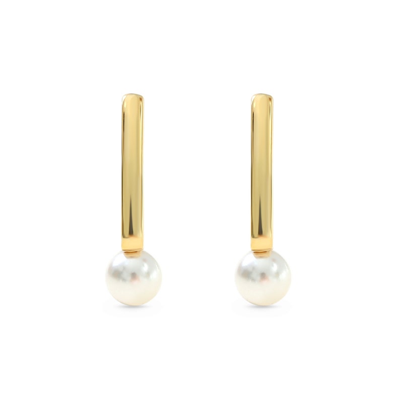 Earrings in Gold with Pearl Modern Earrings Gold Ear Cuff Simple Earrings Dainty Earrings image 4