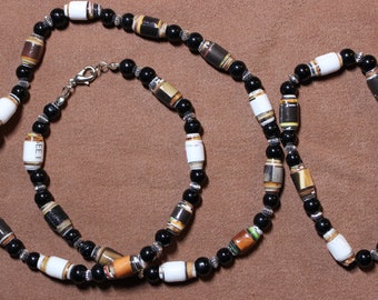 Collier et bracelet de perles de papier, bijoux en perles de papier, perles de papier recyclées, bracelets, bijoux artisanaux