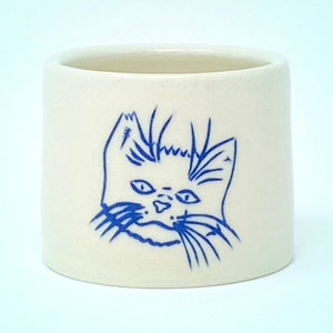 Mini Handmade Ceramic Kitten Planter, Tiny Planter, Kitten Art, Cute Planter, Plant Pot, Animal Art, Cat Decor, Studio Pottery, Cute Planter