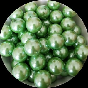 20mm Light Green Pearl Chunky Beads Bubble Gum Pearls Set of 10   A42