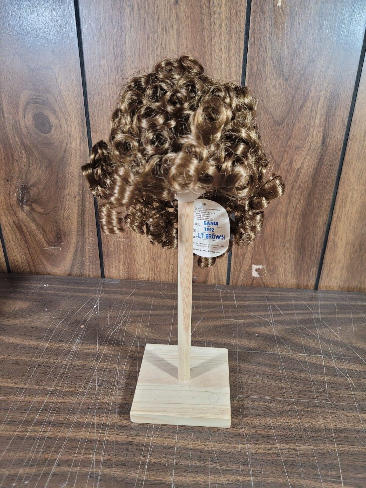 Wig Assist Size 6-7 Portable Wig Stand for Doll, Wig Styling Stand