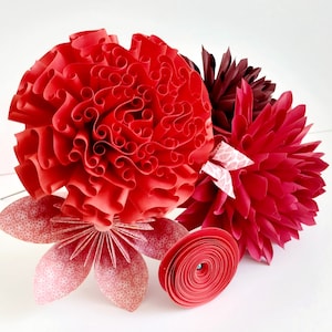 Bouquet de fleurs en Origami, Bouquet en papier, composition florale, fête des mères, st Valentin. demoiselle d&#39;honneur. Déco intérieur