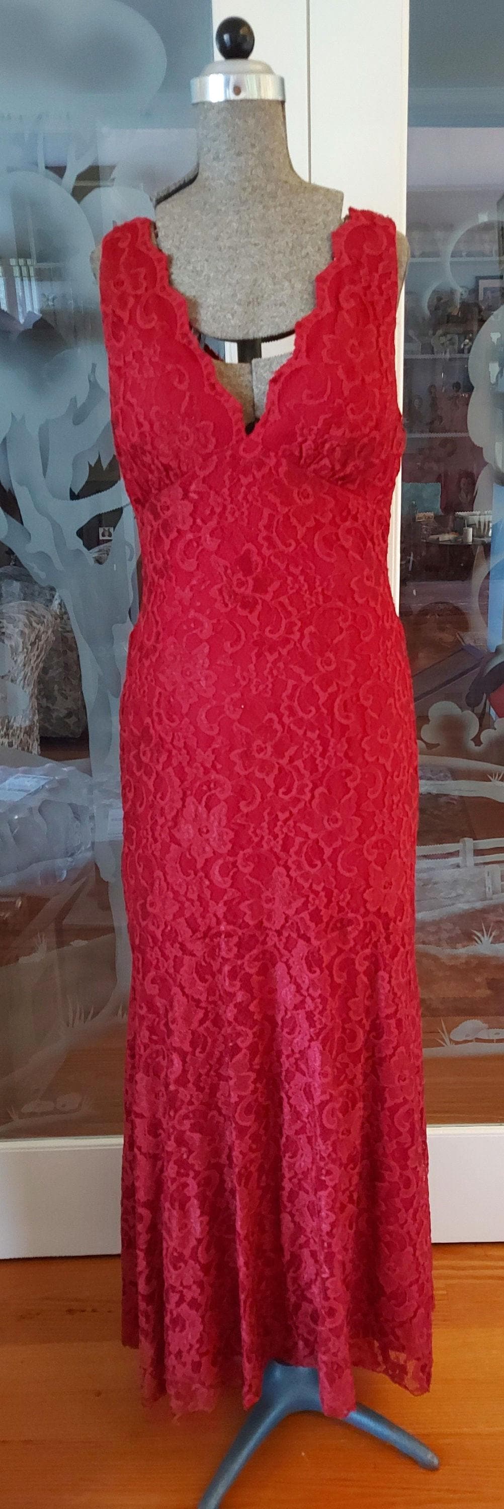 Elegant Vintage Evening/ Cocktail Lace, Figure Hugging, Fitted, Dress 90s - Etsy Elegant Vintage Evening/ Cocktail Lace, Figure Hugging, Fitted, Dress 90s - Etsy