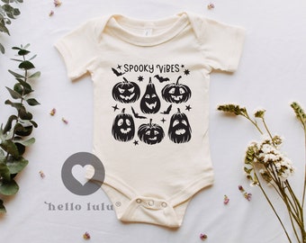 Jack O Lantern Pumpkin Onesie®, Natural Bodysuit, Boho Halloween Onesie®, Trendy Fall Onesie®, Cute Baby Shower Gift, Pumpkin Patch 058