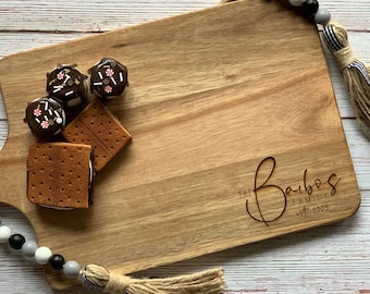 Wood Charcuterie Board with Handle - Personalized Serving Tray