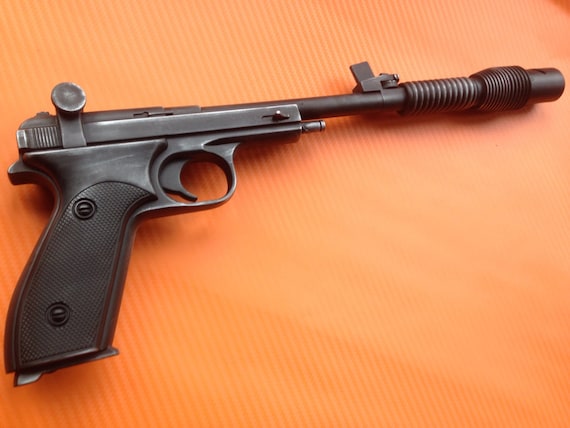 princess leia's blaster