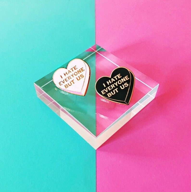 I hate everyone but us Best Friends Pin Set image 2