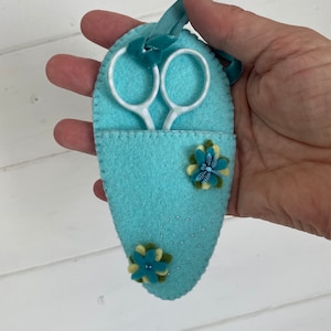Turquoise felt scissor case, hand stitched by the seller, unique item, gifts for makers, sewing gifts, dragon fly button motif,