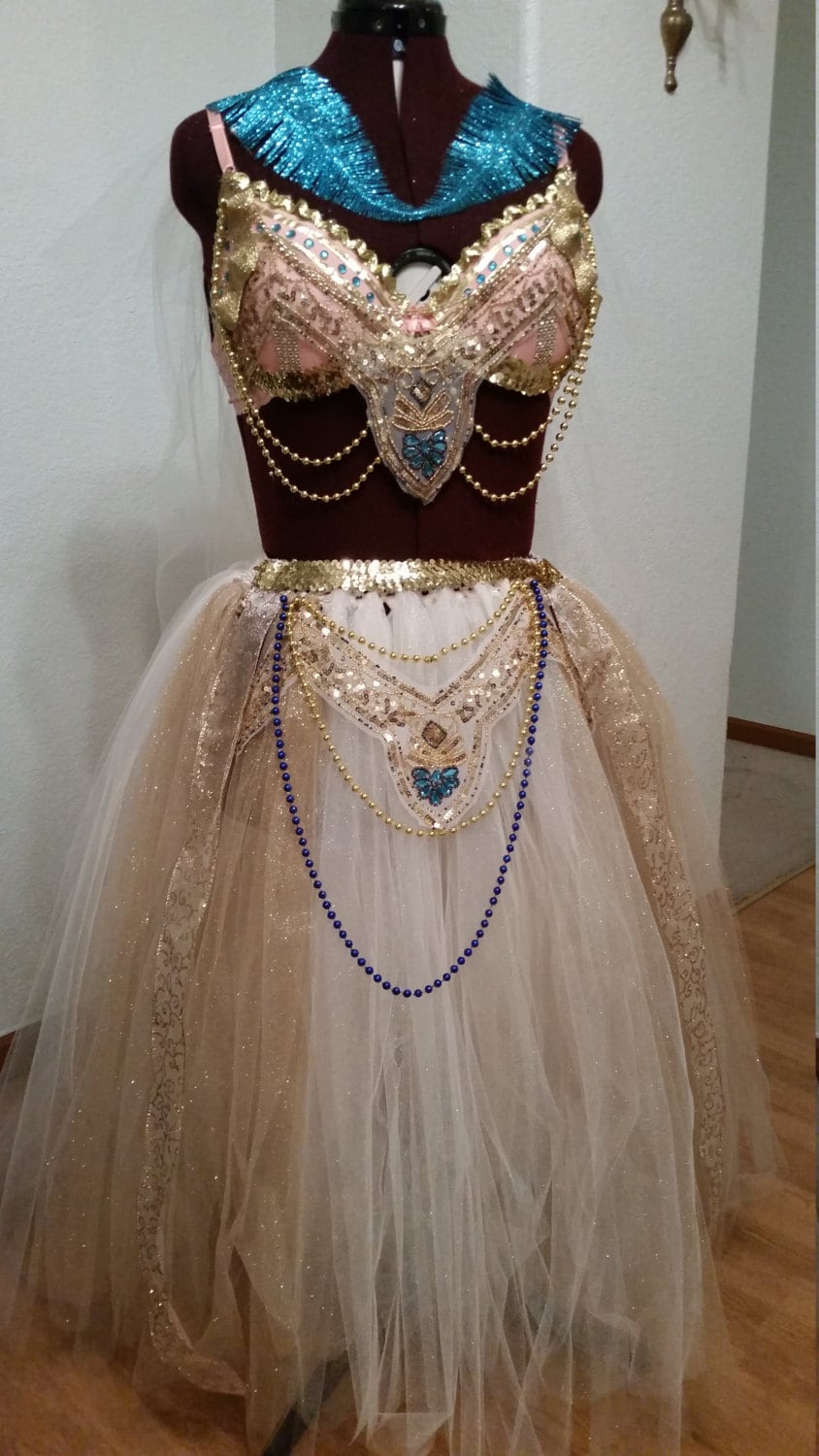 Cosplay, Halloween, Rave, Clubbing, partying