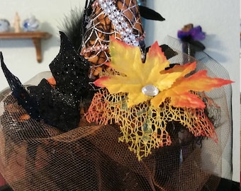 mini witch's hat, Halloween fascinator, costume accessory , hat