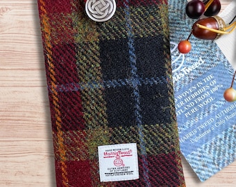 Portafoglio per telefono in Harris Tweed, in tweed scozzese verde oliva, bordeaux e carbone, realizzato su misura per iPhone e telefoni Android, regalo per lui