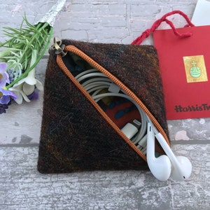 Handgefertigte Harris Tweed Ohrhörer Brieftasche, Wunderschöner Chestnut Plaid Tweed, Perfekt für Ihre Handtasche oder Tasche, Geschenk für Männer und Frauen