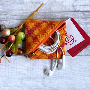 Handgefertigte Harris Tweed Ohrhörer Geldbörse, Gelb & Orange Karierter Tweed, Perfekt für Ihre Handtasche oder Tasche, Geburtstagsgeschenk