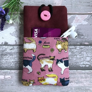 Funda para teléfono hecha a mano, en ante sintético burdeos, con bolsillo para auriculares, regalo de Cat Lady, con caja de regalo ÚLTIMO