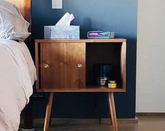 Mid Century Modern Nightstand/Bedside Library McCobb Inspired