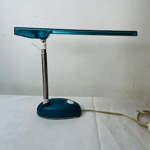Artemide Microlight Turquoise Ernesto Gismondi  table lamp 1990s post modern Y2K