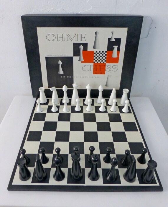Mid-Century Modern Modernist Herman OHME Chess Set & Board Mid-Century Modern Modernist Herman OHME Chess Set & Board
