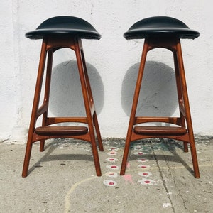 Erik Buch Model 61 Vintage Bar Stools Counter Height Pair