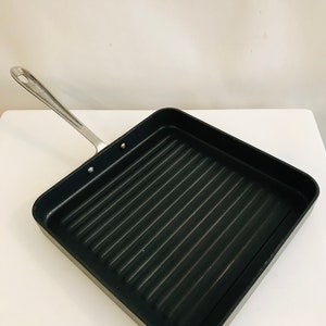 All-Clad Nonstick Grill PanHard-Anodized Aluminum, 11&quot; Square