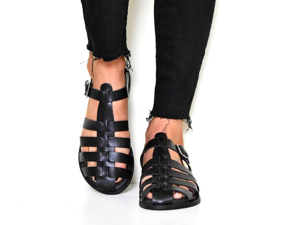 strappy flats closed toe