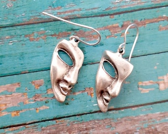 Silver Earrings/Face charm earrings/half face earrings