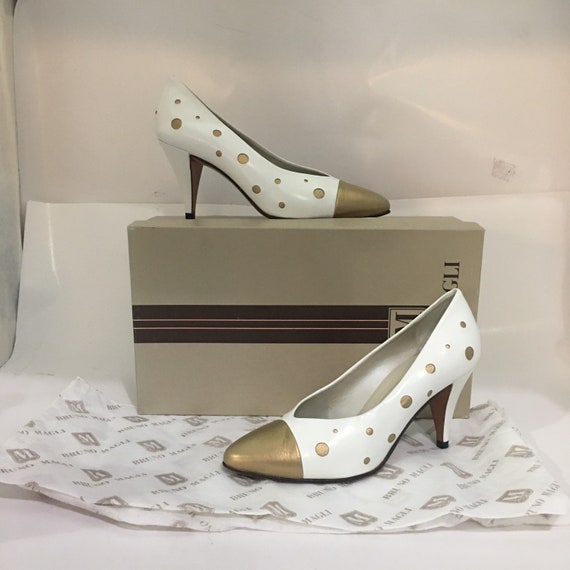 80s Bruno Magli Pumps.