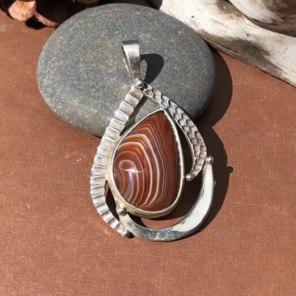 P-5 Lake Superior Agate Pendant set in .950 Sterling Silver with Decorative Edge with Antique Finish Red and White Banded