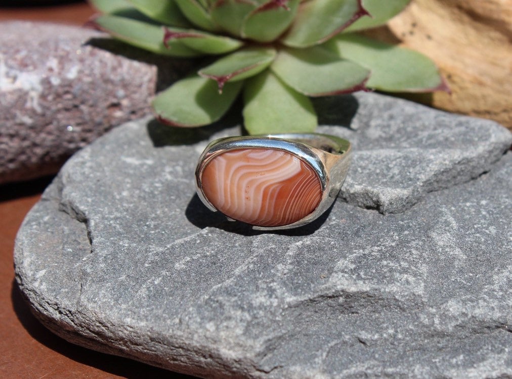 7-46 White and Red Banded Lake Superior Agate Ring Set in .950 Sterling  Silver Size 7.75 