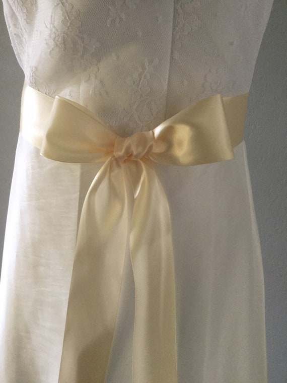 Antique White Ivory 1 1//2/" 40 mm Double Faced Satin Ribbon Wedding Gown Sash