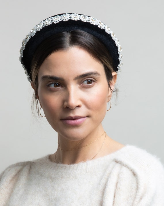 Naomi- Black Velvet Padded Headband With Pearl and  display picture 2