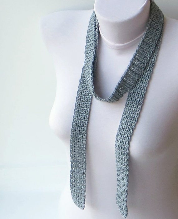 narrow scarf