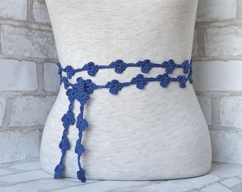 Blue Crochet Daisy Belt: Boho Flower Accessory, Adjustable 1-inch Wide.
